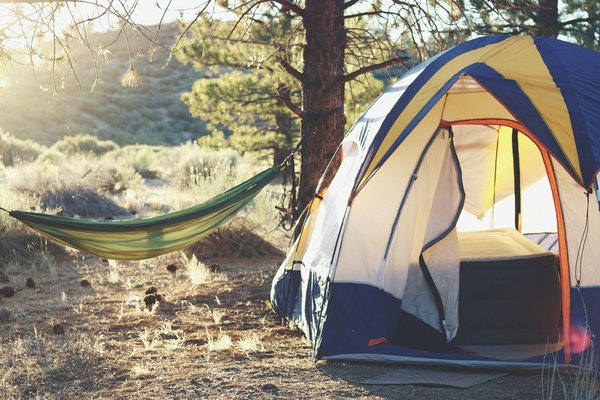 Comment choisir un équipement de camping pour une expédition en région volcanique?